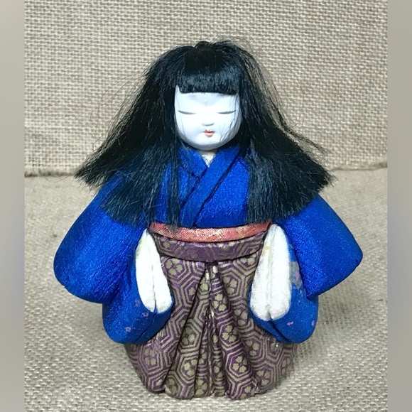 Vintage Japanese Porcelain Kimekomi Doll  Asian Cultural Eclectic AS IS READ - Picture 1 of 8